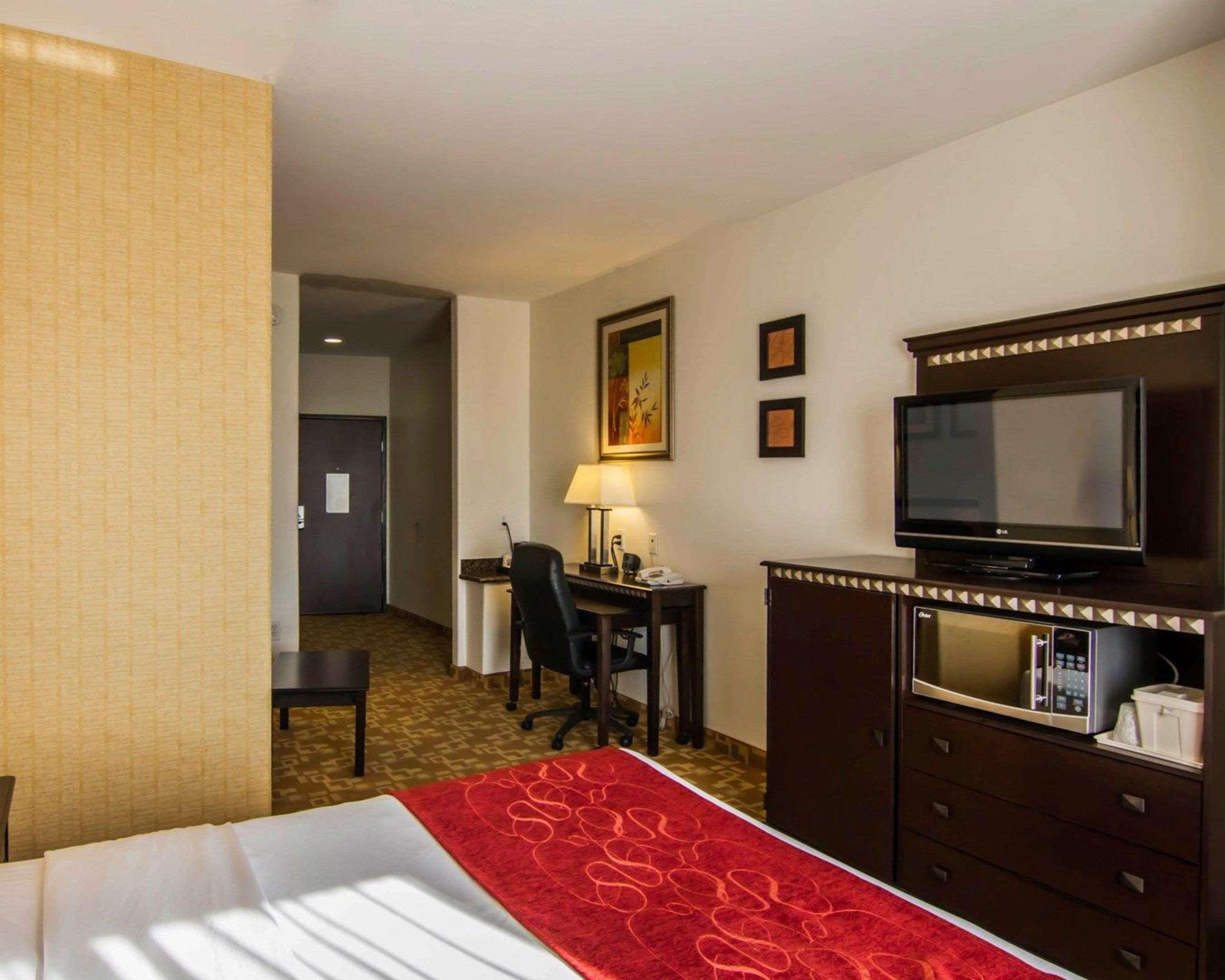 Comfort Suites West Dallas - Cockrell Hill Zewnętrze zdjęcie