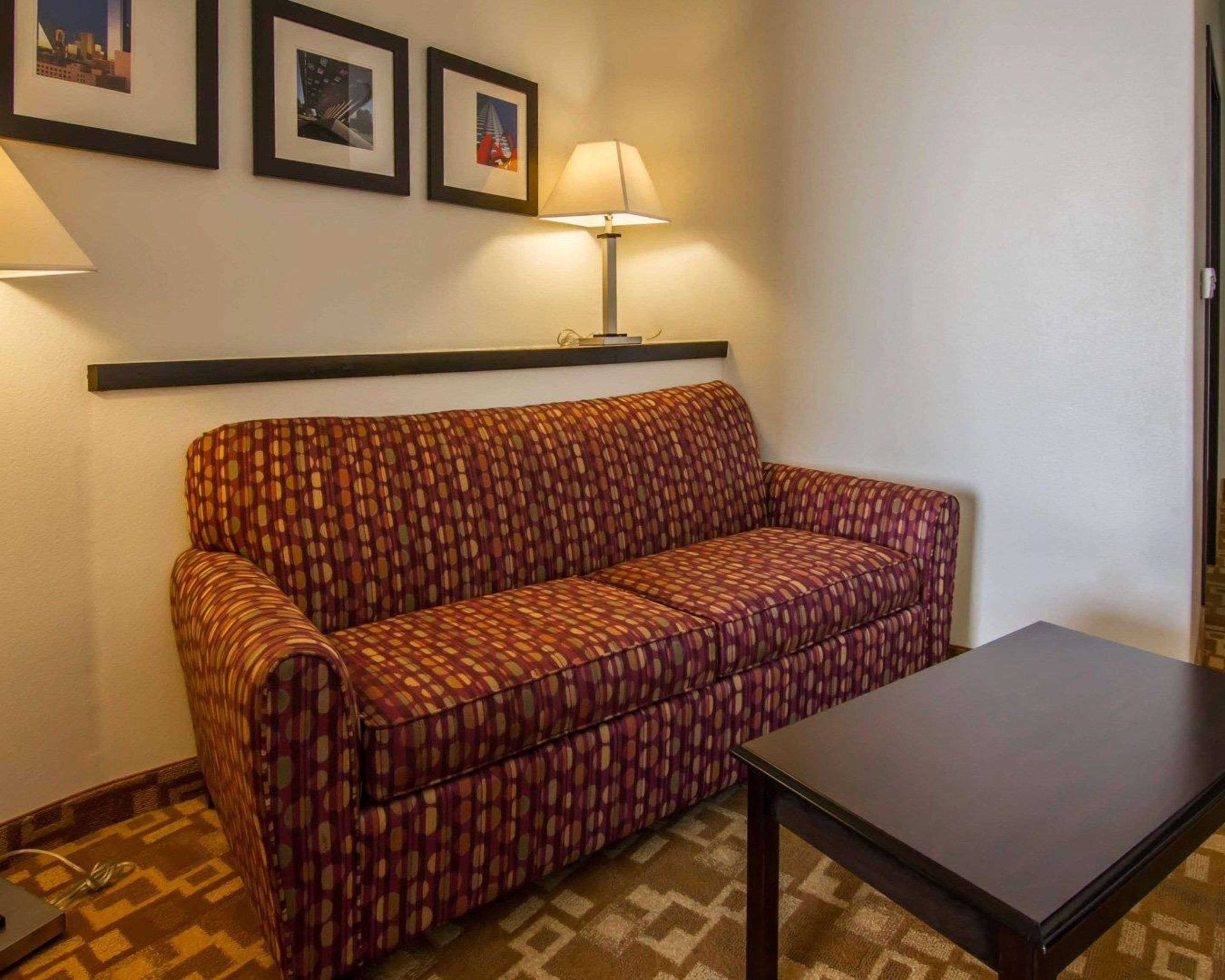 Comfort Suites West Dallas - Cockrell Hill Zewnętrze zdjęcie